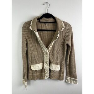 One Girl Who Sweater Beige Color Women's size Medium with‎ 3 Front Buttons